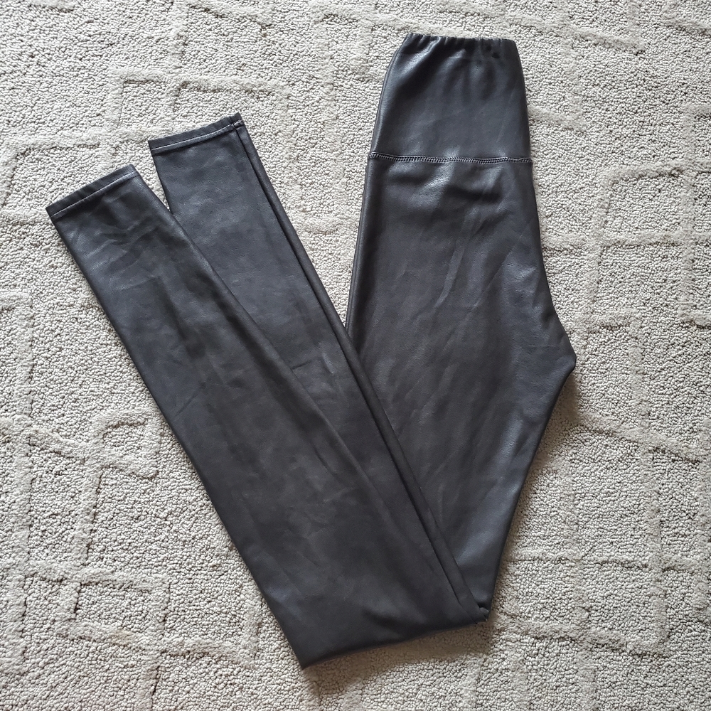 Wilfred aritizia daria vegan leather pant legging